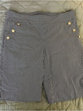 Liz Claiborne Black and White Pinstripe Shorts